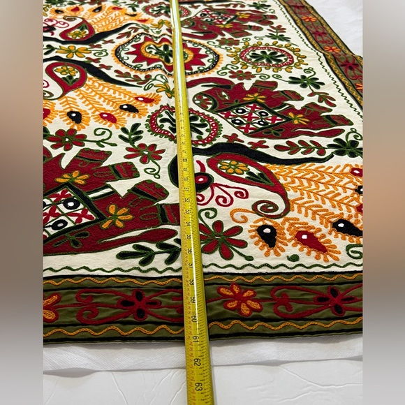 India elephant bird embroidered tapestry table cover art - Picture 4 of 4